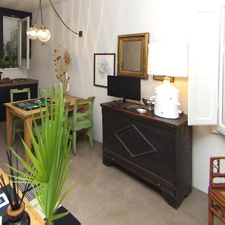 Appartamento Centro Città quartiere Oltrarno con una camera da letto Florence Extérieur photo